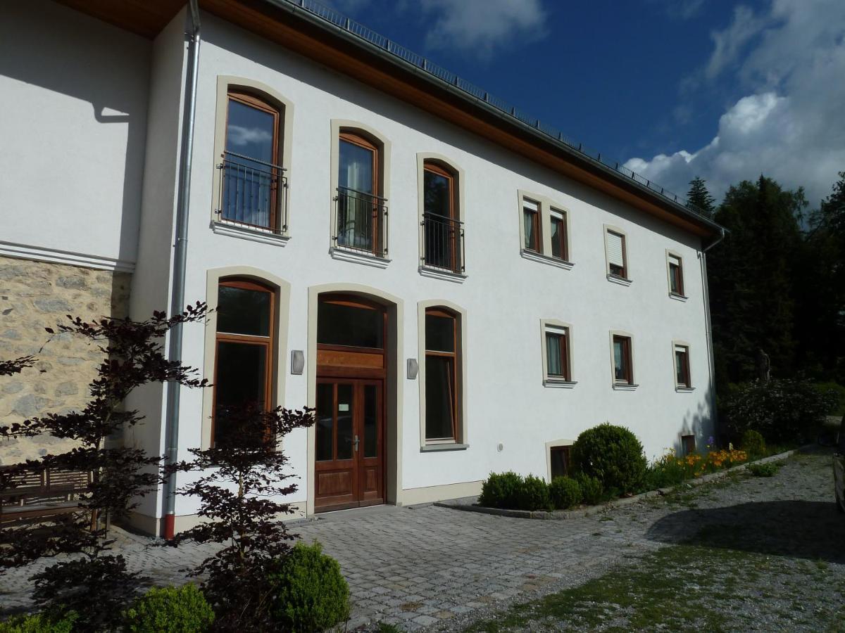 Ferienwohnungen Am Buechlhof Im Oberpfaelzer Seenland Нойнбург форм Валд Екстериор снимка